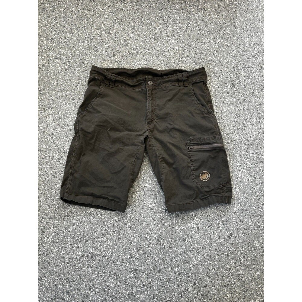 Mammut size 36 Mens Green Shorts